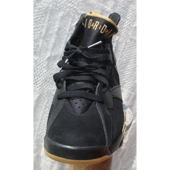 Size 10.5 - Jordan 7 Retro Golden Momemts 2012 - Picture 6 of 11